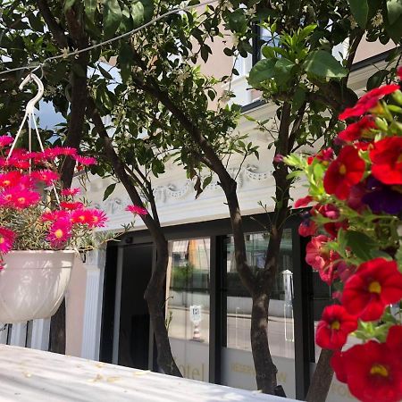 Sr99 Hotel Tirana Bagian luar foto