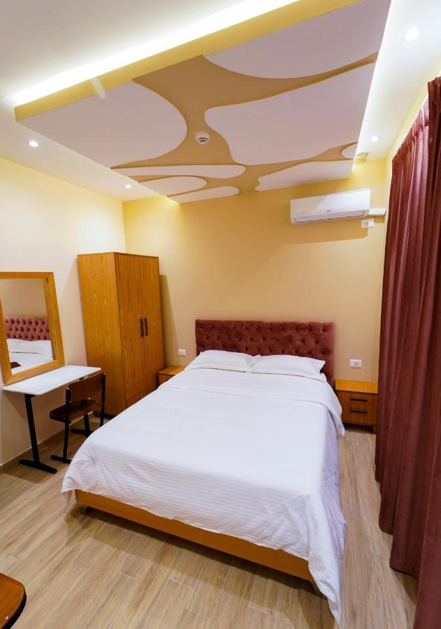 Sr99 Hotel Tirana Bagian luar foto